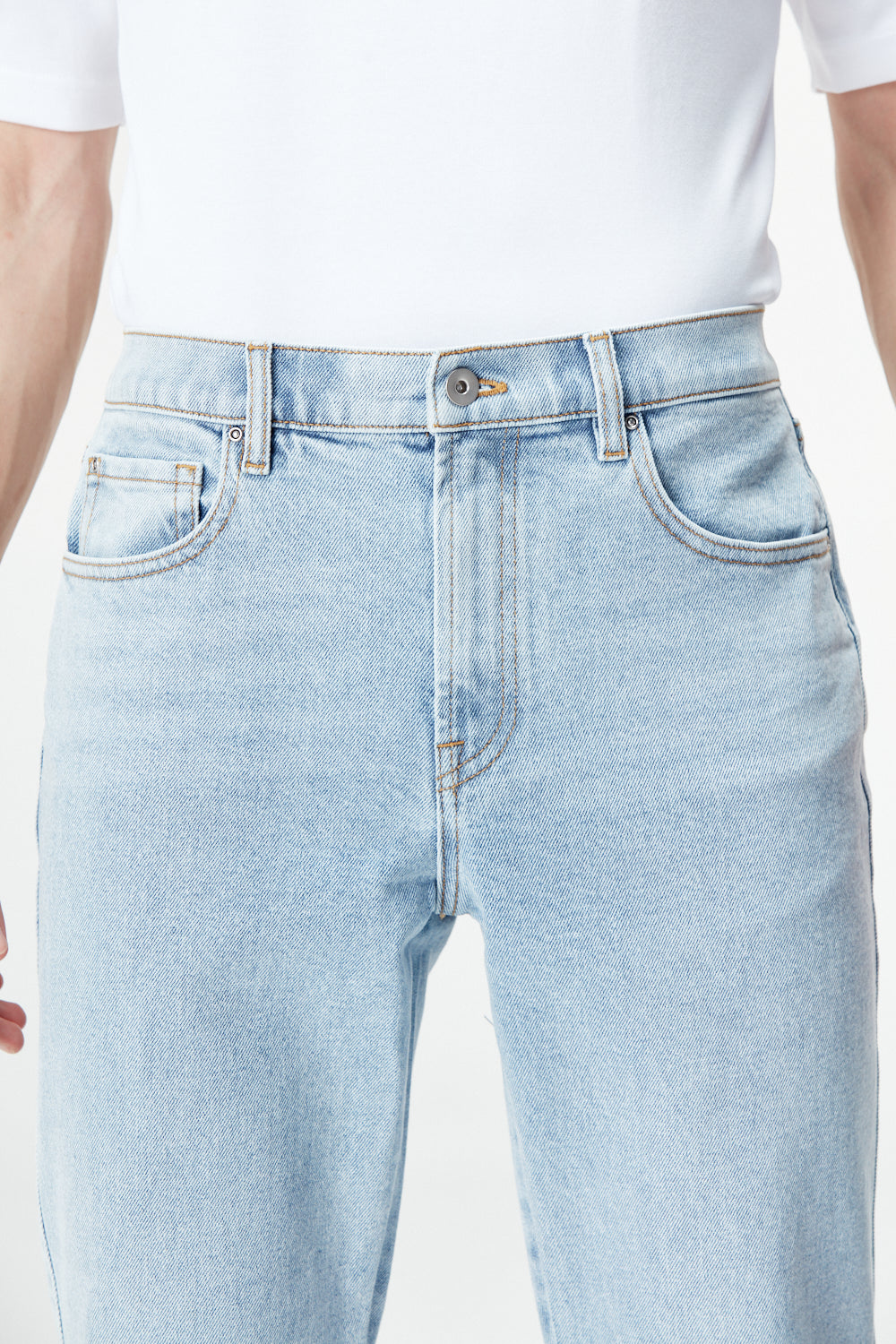 Men's Comfortable Straight-Leg Jeans | Made to Measure